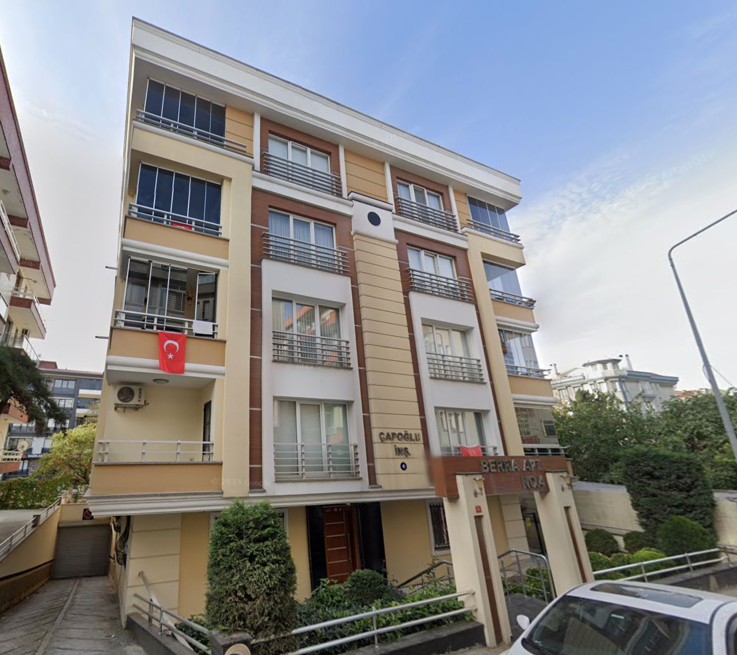 Capoglu Home